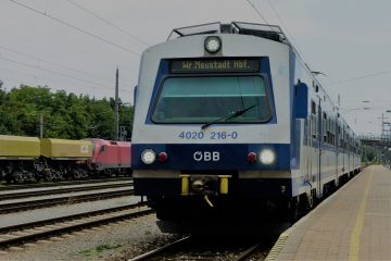 4020 216 als S60 im Bahnhof Ebenfurth