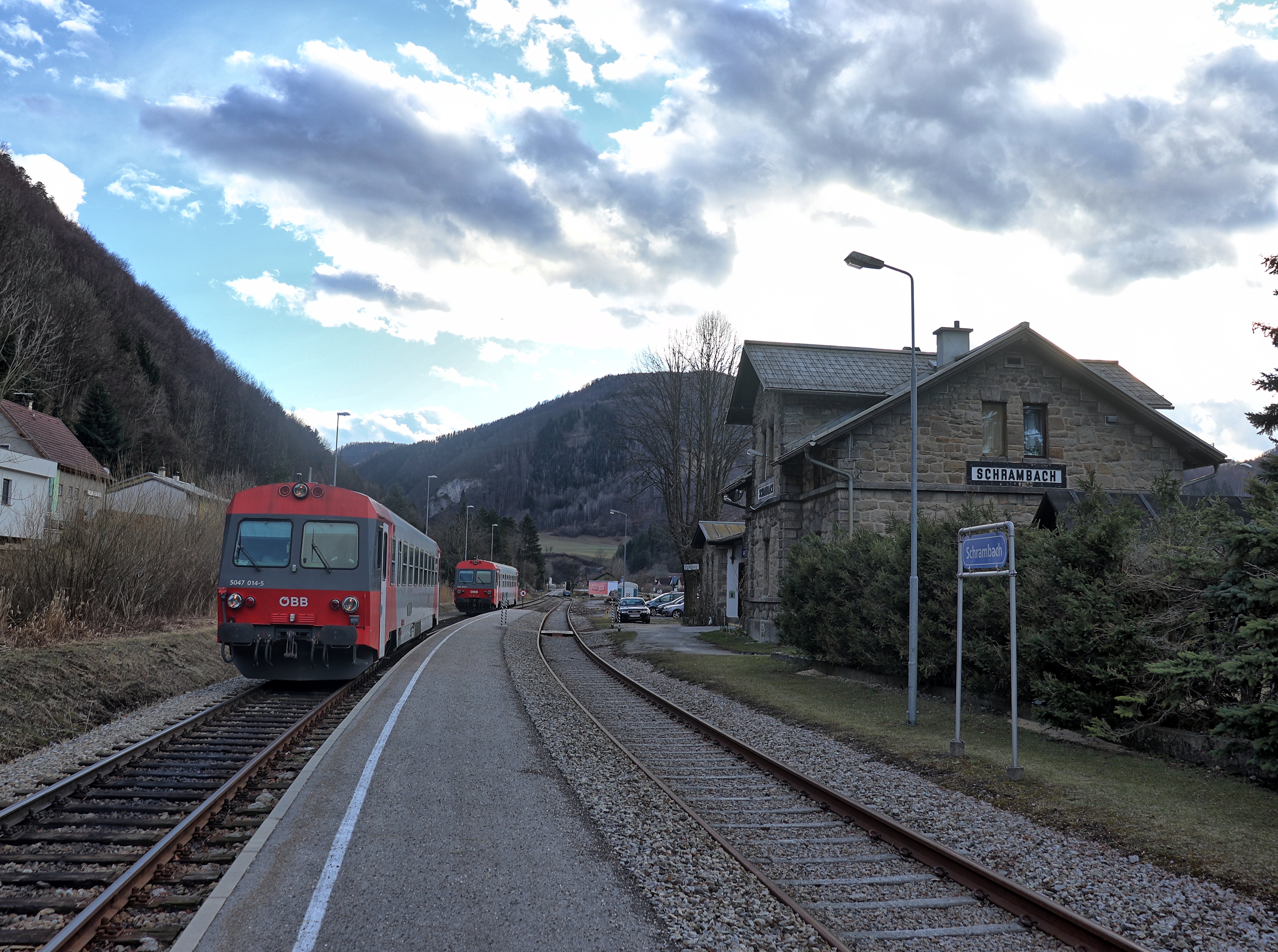 ÖBB 5047 im Endbahnhof der Traisentalbahn im Bahnhof Schrambach