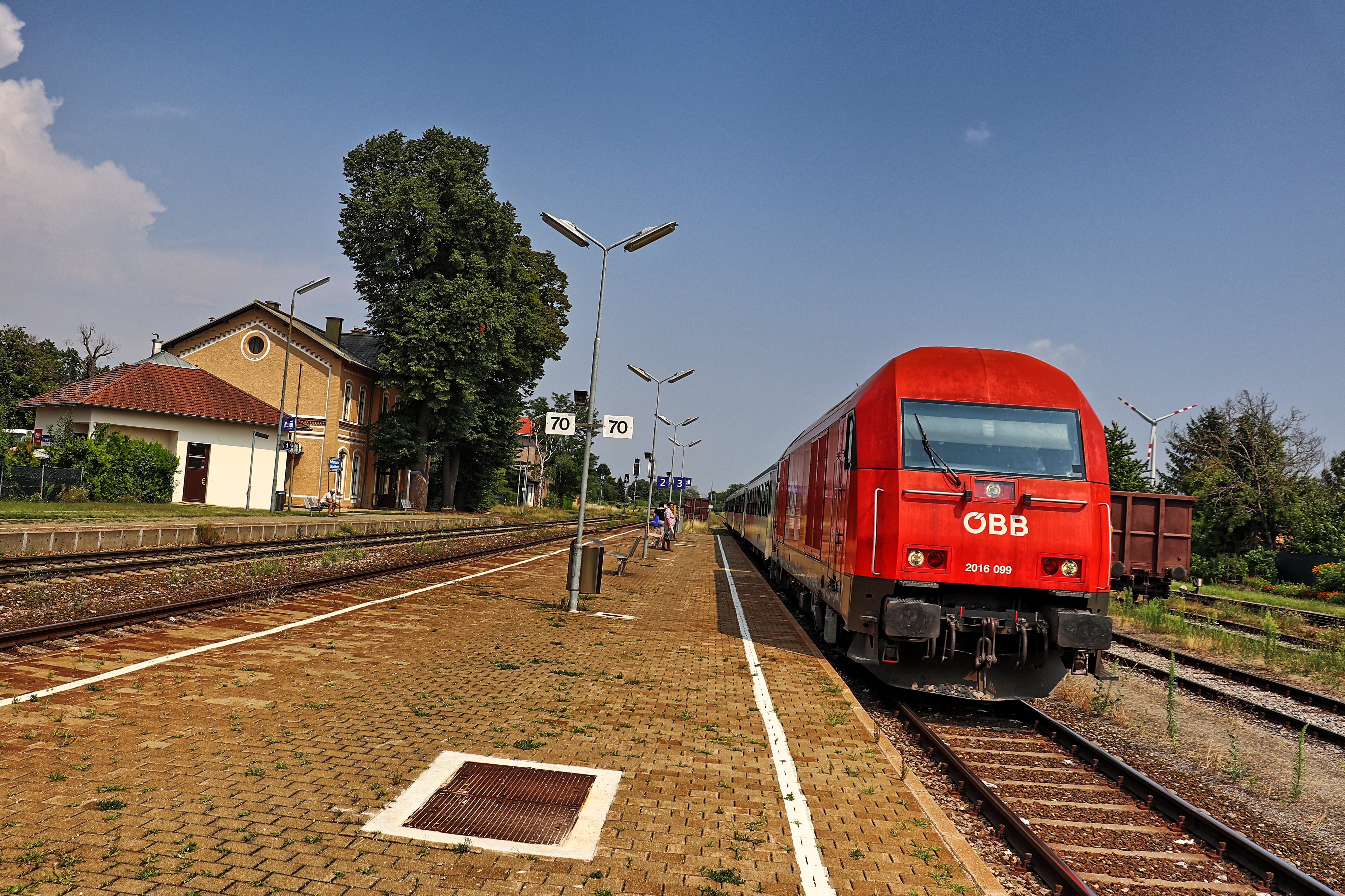 ÖBB 2016 im Bahnhof Siebenbrunn-Leopoldsdorf