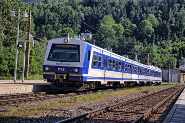ÖBB 4020 im Bahnhof Semmering